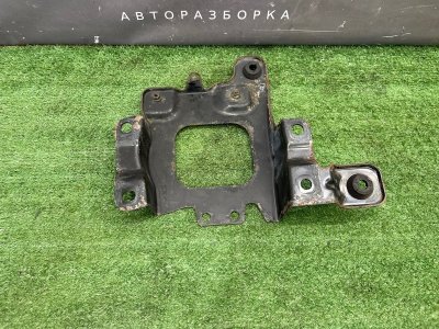 Кронштейн площадки Акб Ford Focus 2 2008 CB