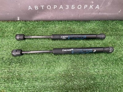 Упор крышки багажника Ford Focus 2 2008 CB