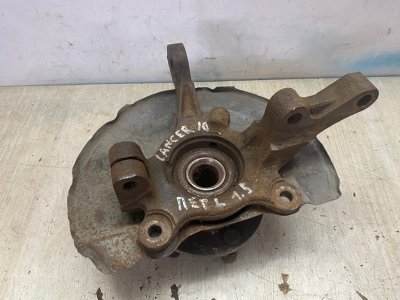 Кулак поворотный Mitsubishi Lancer 10