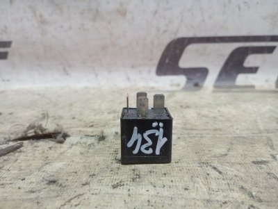 Реле Audi A4 2011 B8