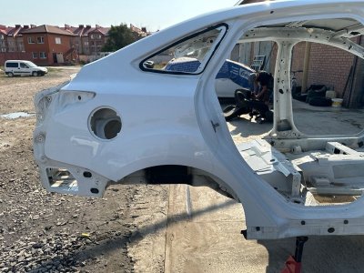 Крыло (четверть) Ford focus 3 2012 CB8