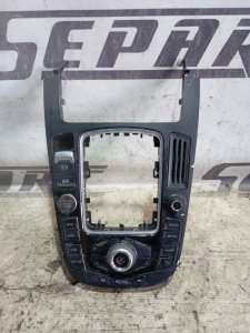 Накладка кулисы КПП Audi Q5 2010 8R