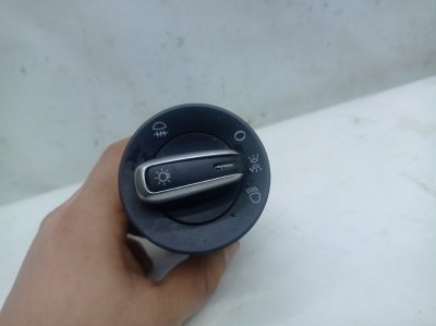 Переключатель света Volkswagen Polo 2017