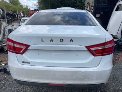 Крышка багажника lada vesta 2020