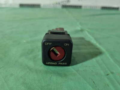 Кнопка отключения airbag Citroen C4 2005 хэтчбек 5 дв.