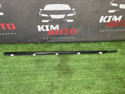 Уплотнитель стекла наружный (Бархотка) Kia Ceed 1 2010 ED