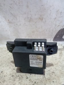 Блок управления Audi A4 2011 B8