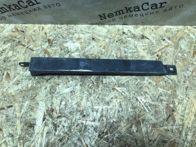 Ресничка фары Mercedes W124 1993 E320