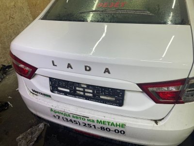 Крышка багажника Lada Vesta 2019