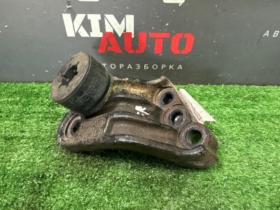 Кронштейн опоры двигателя Hyundai ix35 2012