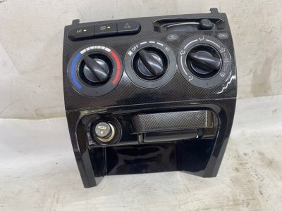 Блок управления климатом Geely MK