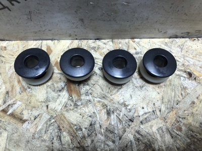Проушина подголовника Mercedes w123 1980 Седан