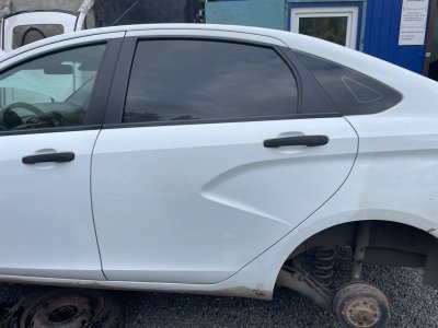 Дверь lada vesta 2020