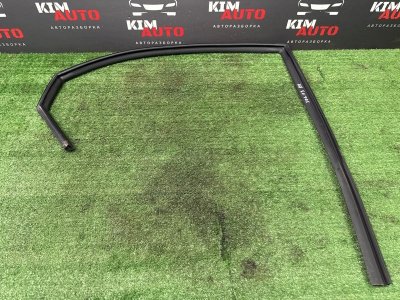 Уплотнитель стекла направляющий Hyundai Solaris 2 2021 HCR