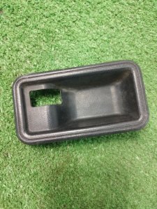 Накладка внутренней ручки двери лада 21083 1996