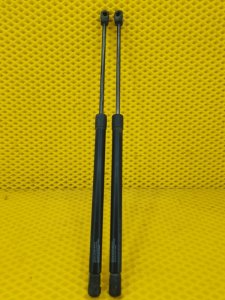 Амортизатор багажника Ford Focus 2006 2