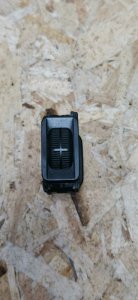 Кнопка корректора фар Mercedes W124 1993 E320