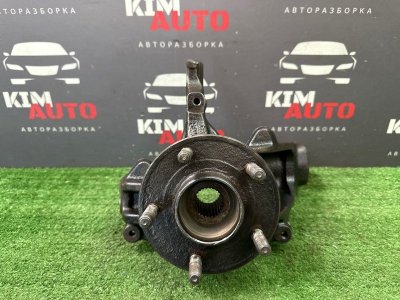 Кулак поворотный Ford Focus 3 HB 2012 CB8