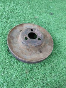 Шкив водяного насоса. лада 2107 1992 2107