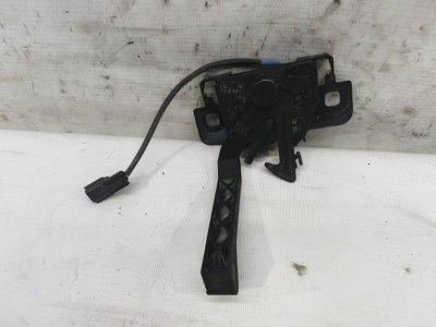 Замок капота Lada Xray 2021