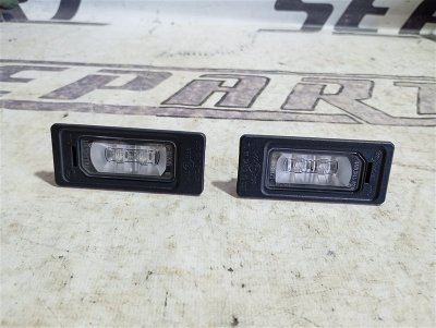 Подсветка номерного знака Audi Q5 2013 8R