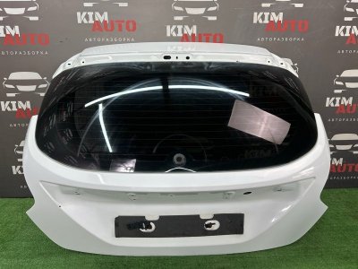 Крышка багажника Ford Focus 3 HB 2012 CB8