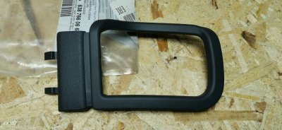 Рамка ручки двери внутренней Mercedes Vito 638