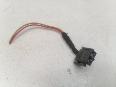 Клемма ( разъем ) Volkswagen Golf 3