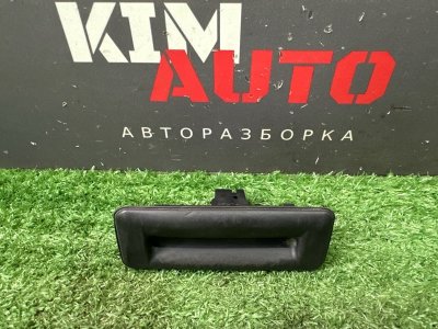 Кнопка открывания багажника Skoda Octavia 2014 A7