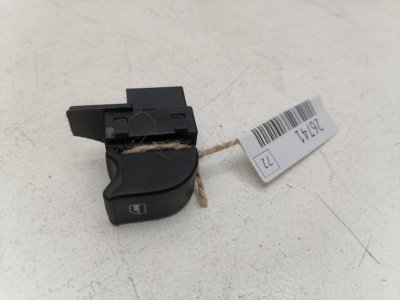 Кнопка стеклоподъемника Chery Amulet