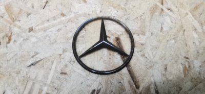 Эмблема Mercedes Vito 2004 639