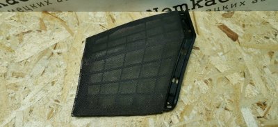 Решетка динамика Mercedes W124 1989 E260