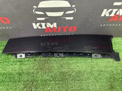 Накладка задней двери Ford focus 3 2012 CB8
