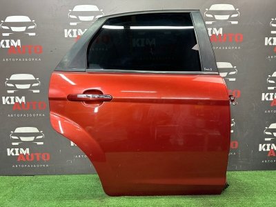 Дверь Ford Focus 2