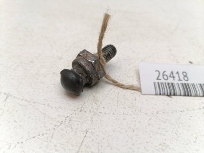 Опора вилки кпп Audi 80 B3