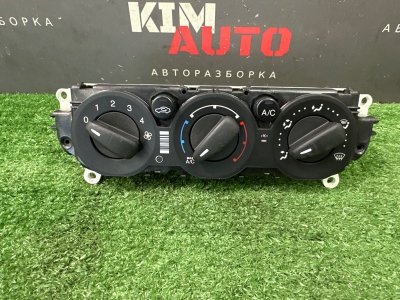 Блок управления отопителем и кондиционером Ford focus 3 2012 CB8