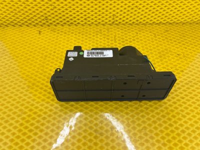 Блок управления центральным замком Mercedes-Benz e240 15.04.1998 210