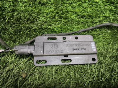 Антенна бесключевого доступа BMW X1 2011 E84