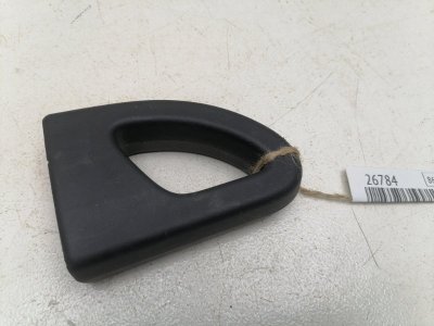 Крепление ремня безопасности Lada Largus