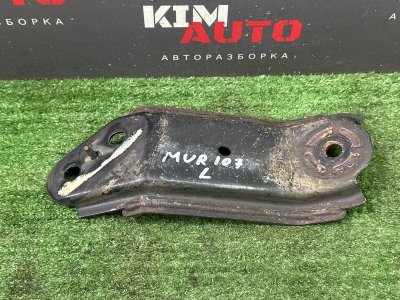 Кронштейн переднего подрамника Nissan Murano 2008 Z51