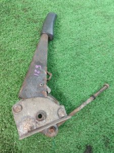 Рычаг стояночного тормоза лада 21083 1996