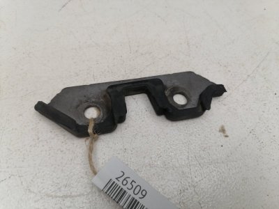 Петля замка багажника Lada Largus 2020