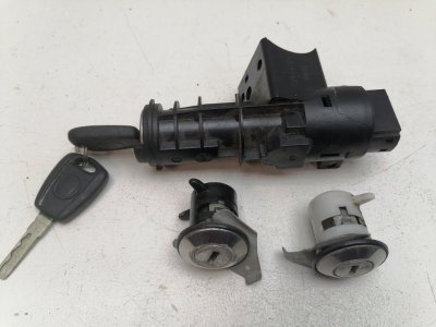 Замок зажигания Fiat Albea