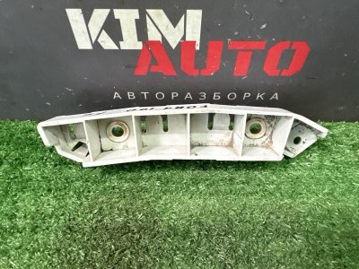 Кронштейн бампера Ford focus 3 2012 CB8