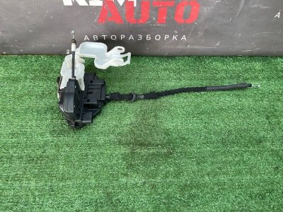 Замок двери Kia Ceed 1 2010 ED