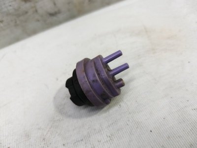 Клапан вакуумный Toyota Camry 2002 XV30