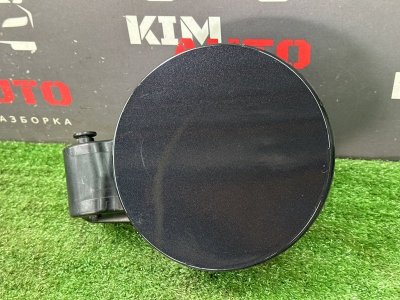 Лючок бензобака с крышкой Kia Ceed 2 2012 JD