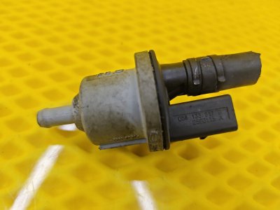 Клапан вентиляции топливного бака Skoda Octavia 2012 A5