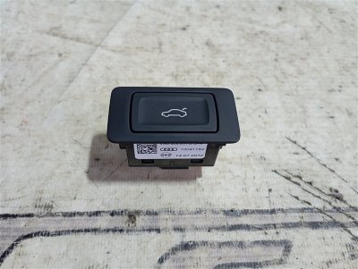 Кнопка открывания багажника Audi Q5 2012 8R