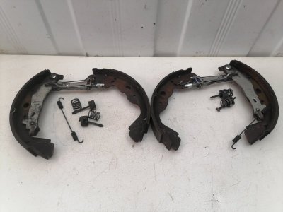 Тормозные колодки Lada Largus